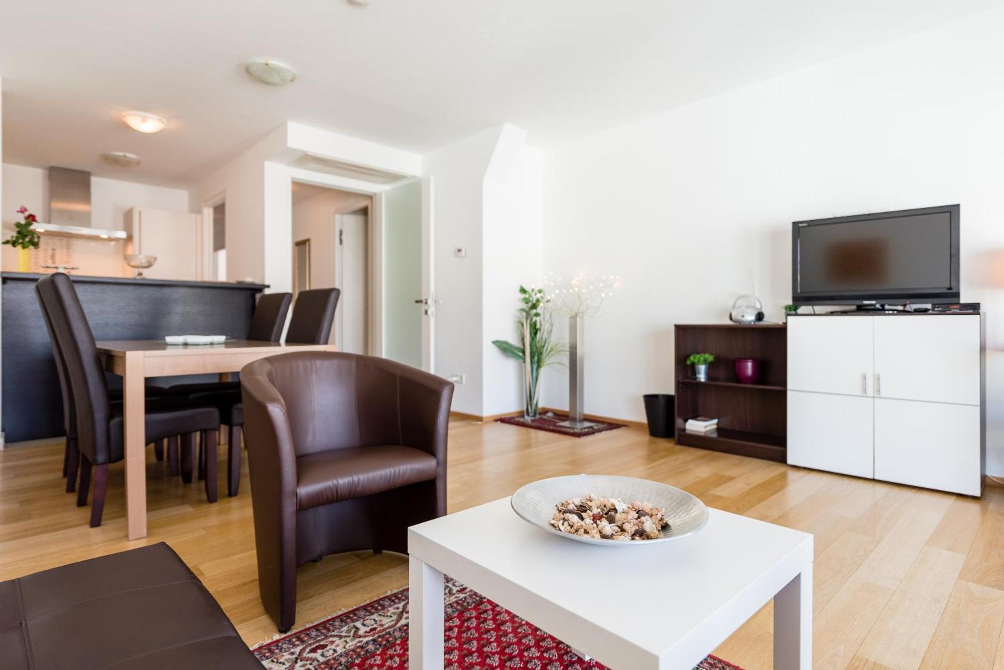 Next To Stateopera With Aircondition Apartamento *