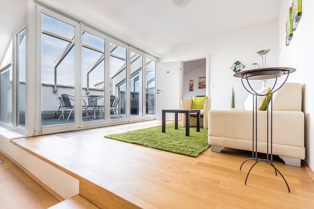 Next To Stateopera With Aircondition Apartamento